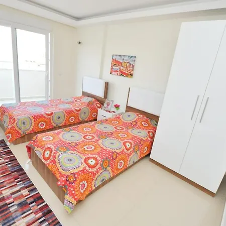 Guitar Flat * Alanya
